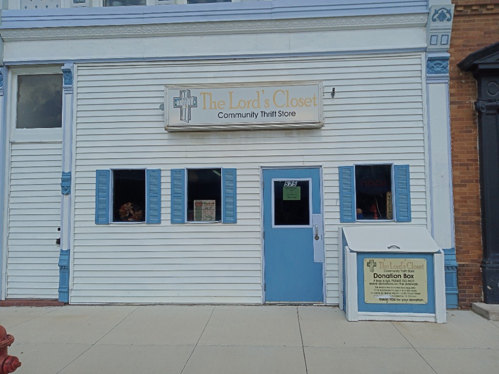 The Lord’s Closet storefront at 525 Main Street in Griswold, Iowa